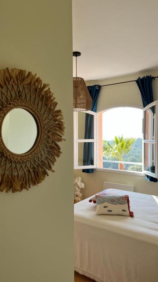 Hameau Des Amandiers Vue Mer - Piscine, Golf Et Tennis Prive Saint-Cyr-sur-Mer Esterno foto